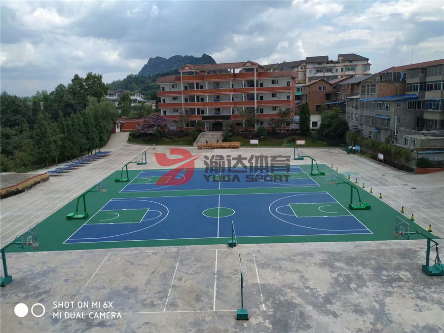 1591603875958446.jpg 江津鳳場小學丙烯酸籃球場.jpg